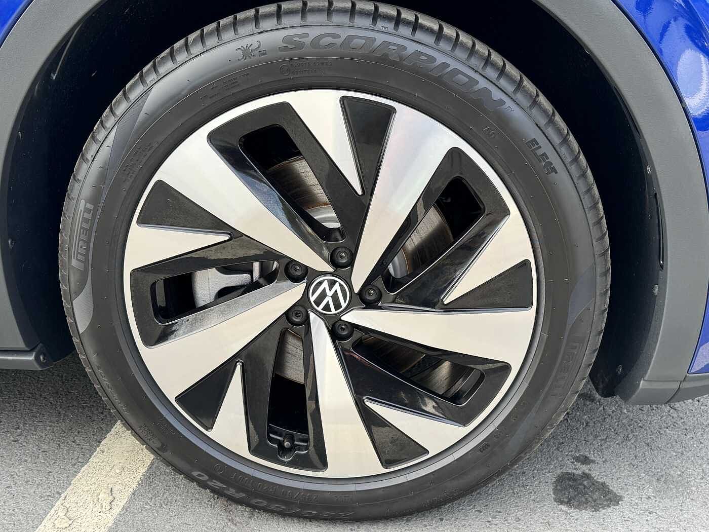 Volkswagen ID.5 Style 77kWh Pro Performance 204PS Automatic *20' Alloys/Swivel Tow Bar*